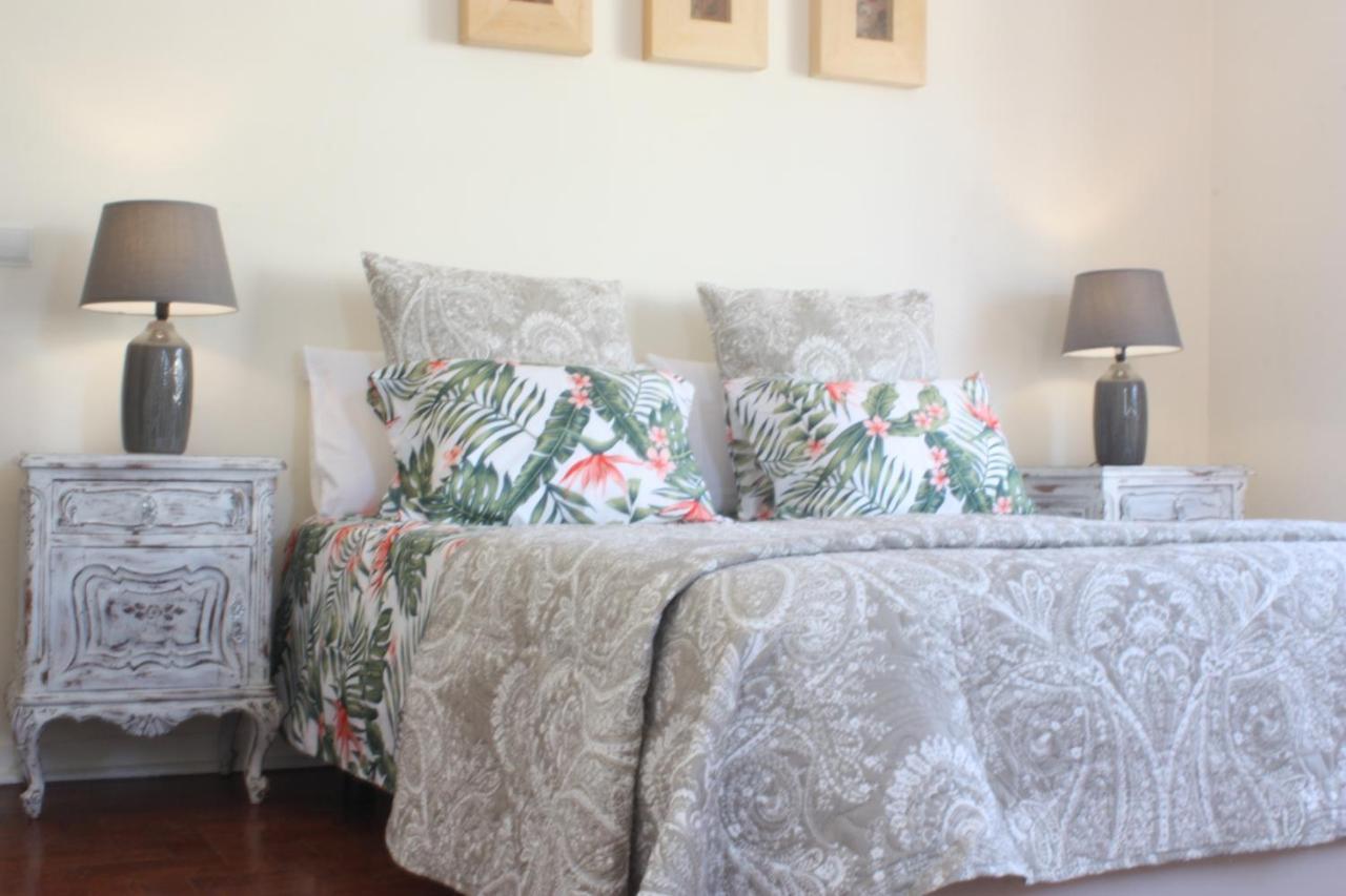 Petunia - Guest House Cascais Ruang foto