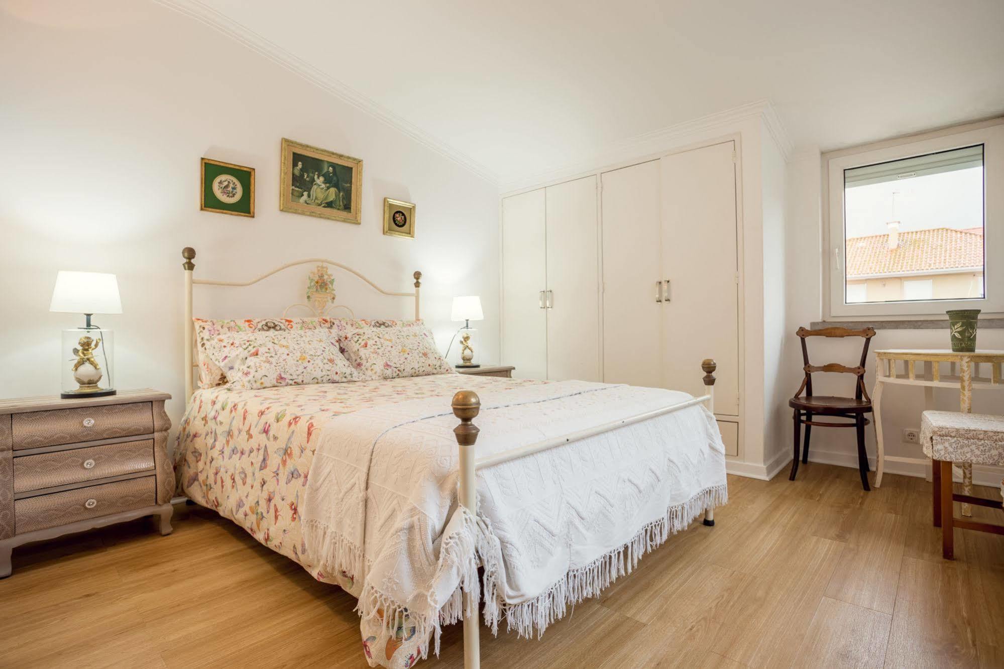 Petunia - Guest House Cascais Bagian luar foto